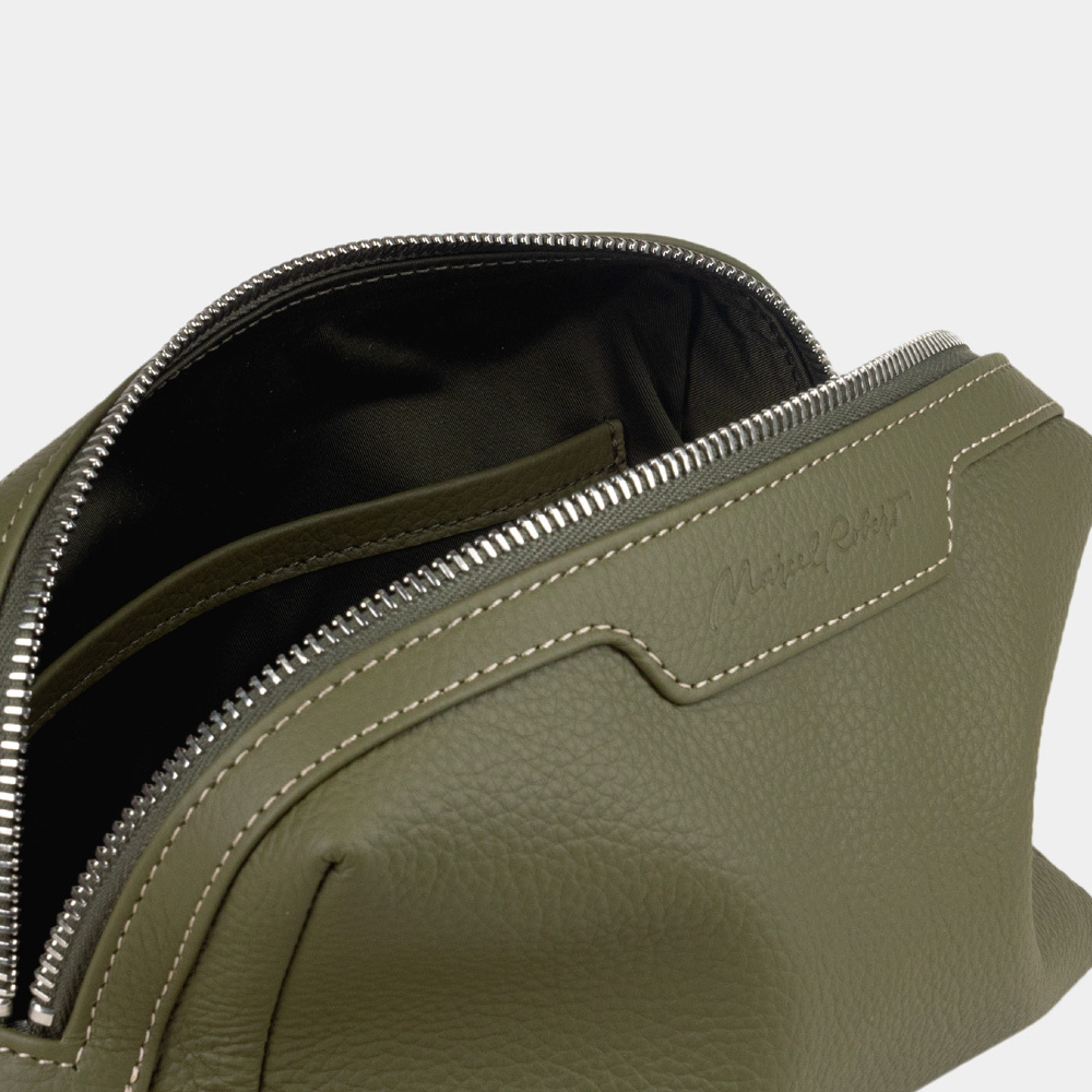 Несессер Trapèze кожи теленка, зеленого цвета