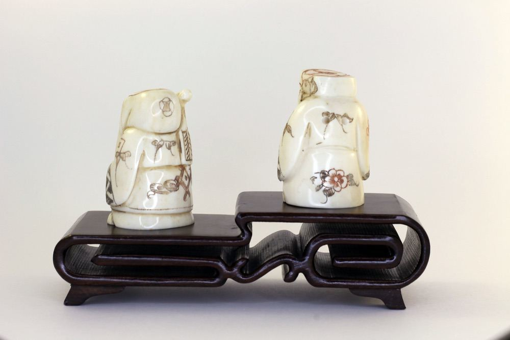 Сет нэцкэ Дзюродзин и Фукурокудзю на подставке