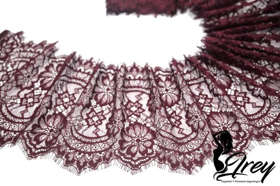 01-39 Кружево шантильи 20 см, бордо