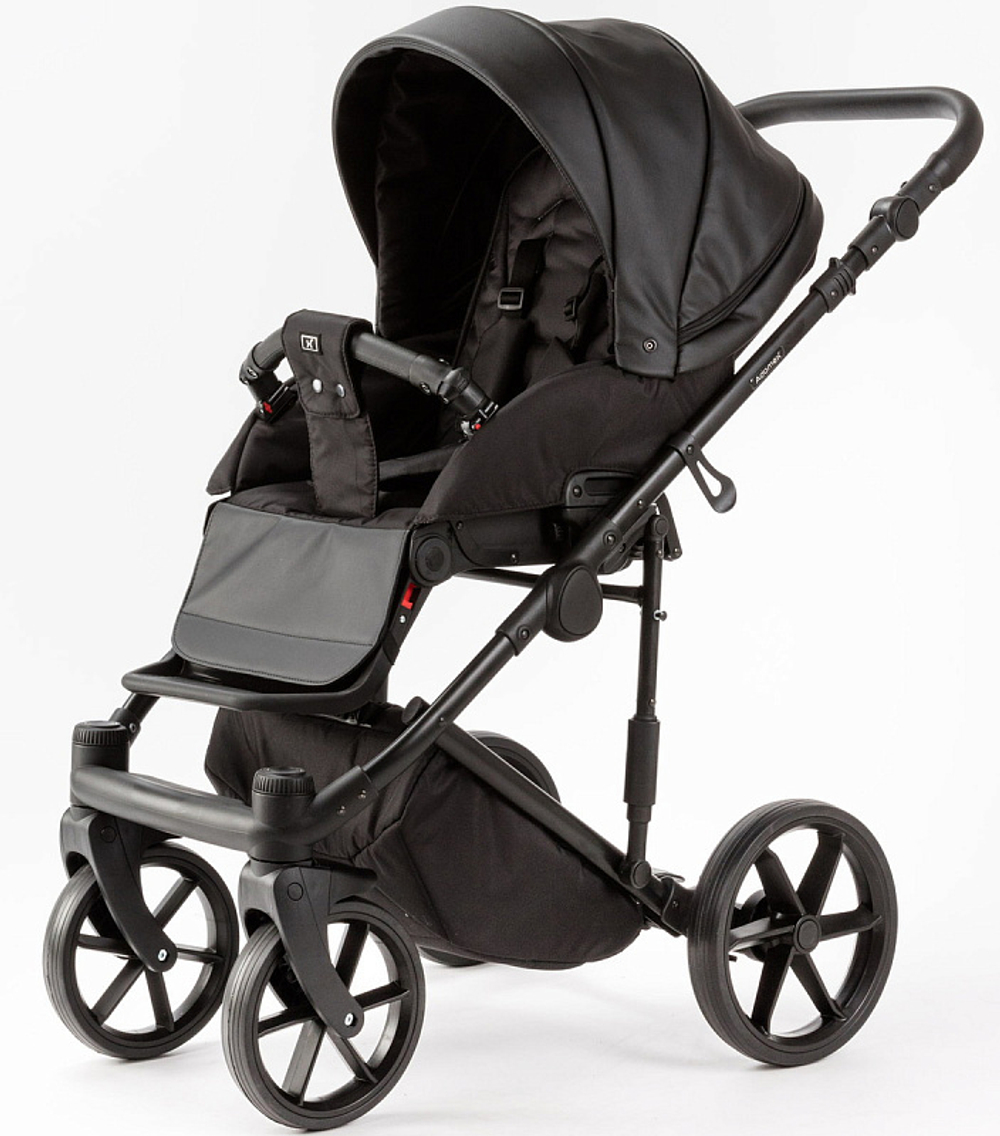 Детская коляска Adamex Locco Light Deluxe 2 в 1 LL-SA02 (ЧЕРН.КОЖА)
