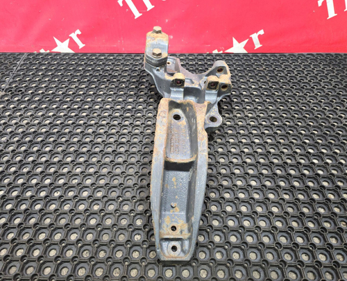 Кронштейн пневморессоры левый