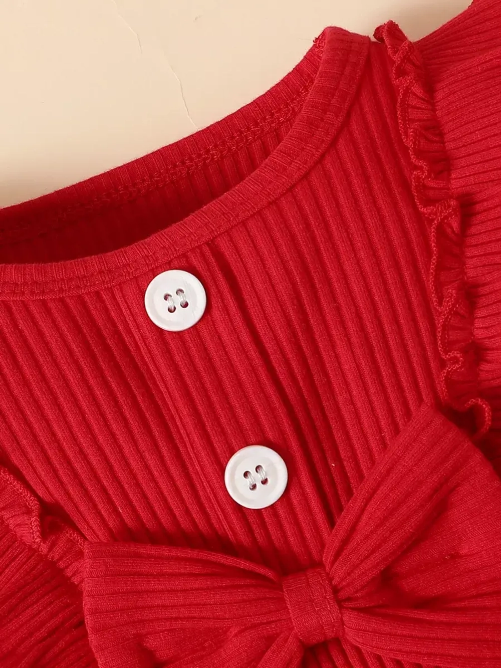 Летний костюм для девочки нарядный