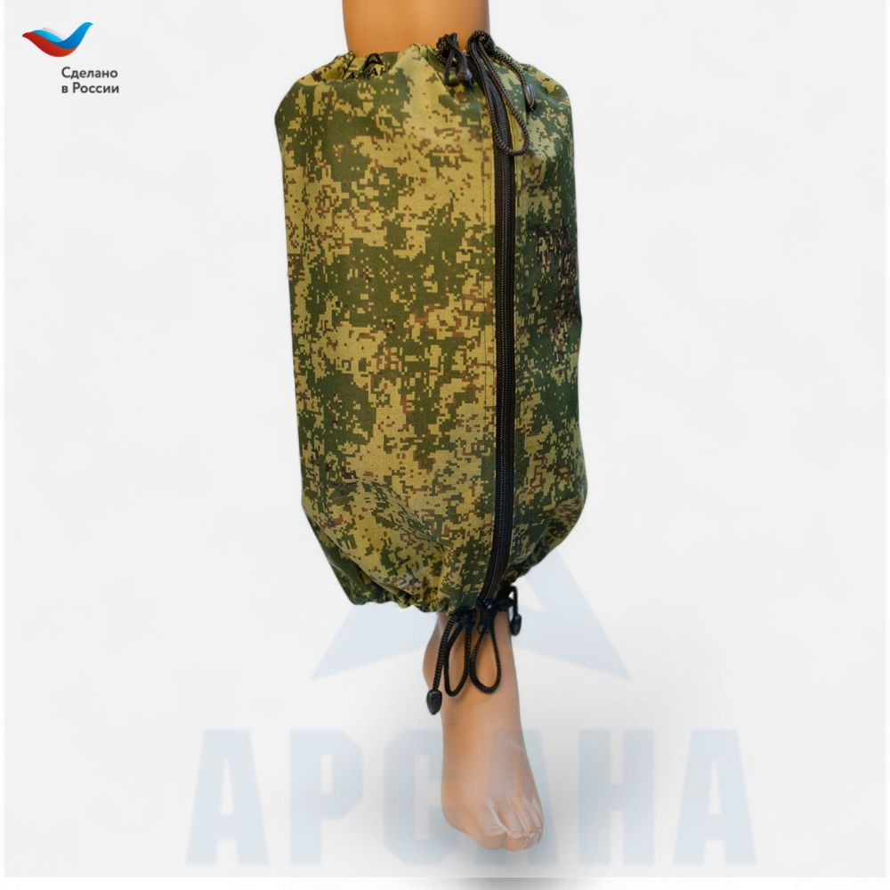 Чехол на аппарат внешней фиксации на голени, с открытой стопой. Ткань сорочка, цвет изделия пиксель, цвет молнии черный. Размер GO-2