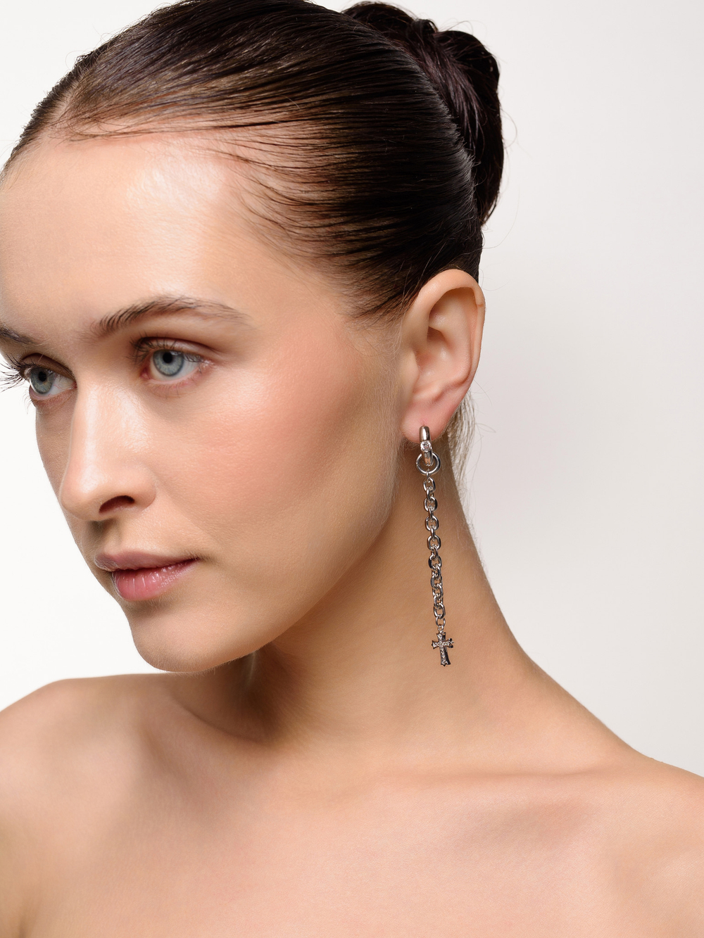 Серьги "Thorn Cross crystal" Silver