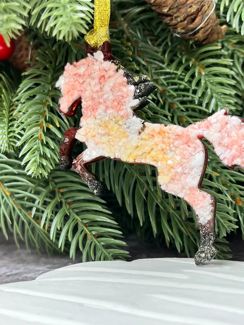 Новогодняя елочная игрушка Лошадка