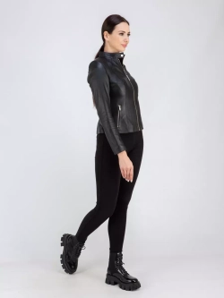 Кожаная куртка короткая на молнии демисезон