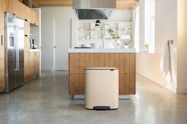 Как выбрать мусорный бак