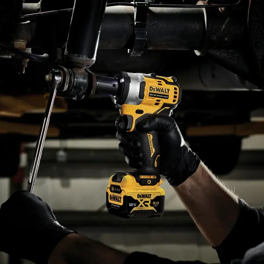 DeWalt DCF903P1G аккумуляторный гайковерт (1 x 5 Ач, ЗУ)