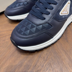 Кроссовки Prada