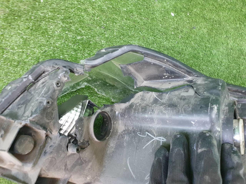 Битая Фара правая Suzuki Vitara 2 (2014-2019) галоген