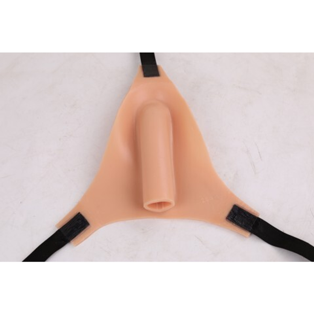 Накладная вагина (на ремешках)