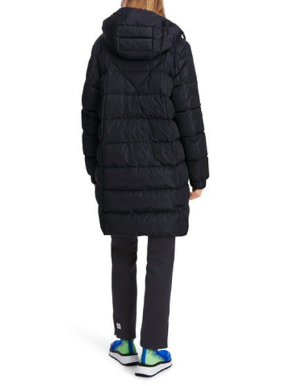 Marc Cain Пуховик стеганый с капюшоном