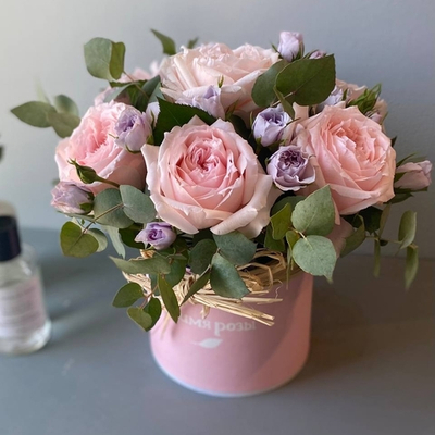 34. Композиция из пастельных роз Princess Hitomi и Everlasting Lavender