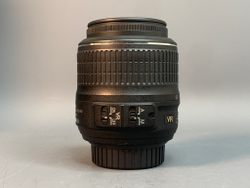 Nikon D5200 Kit 18-55mm 40 кадров