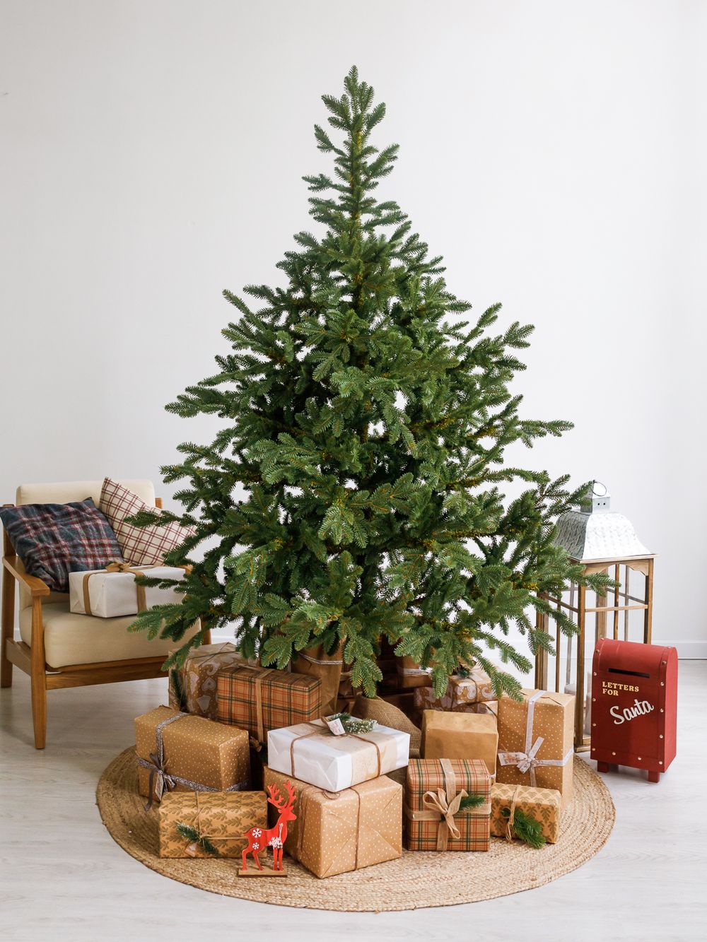 Искусственная ель на ножке «Датская» (Литая хвоя) высота от 1.2 м до 2.4 м