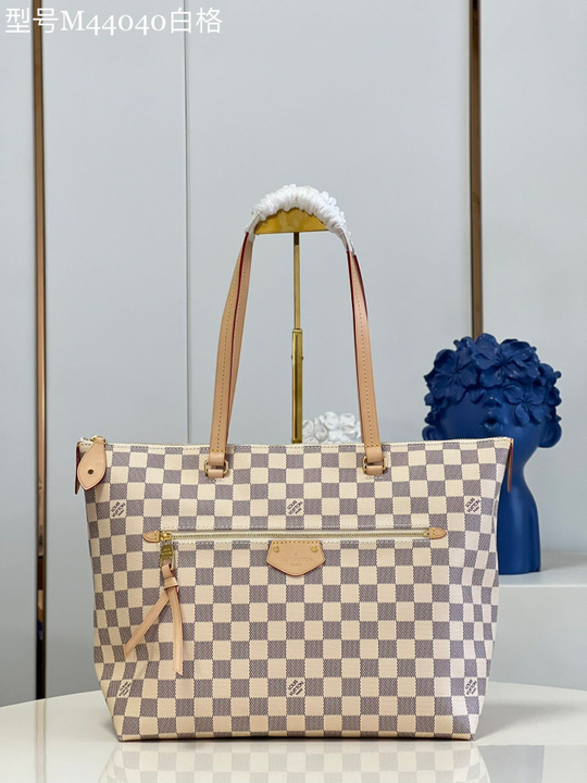 Louis Vuitton Iena