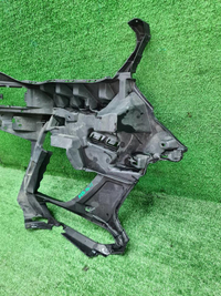 Кронштейн переднего бампера лев. BMW X6M F96 19-23