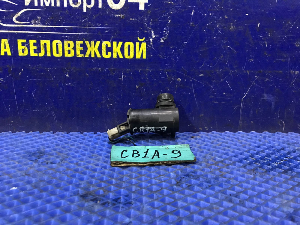 Моторчик бачка омывателя MITSUBISHI LANCER 1994