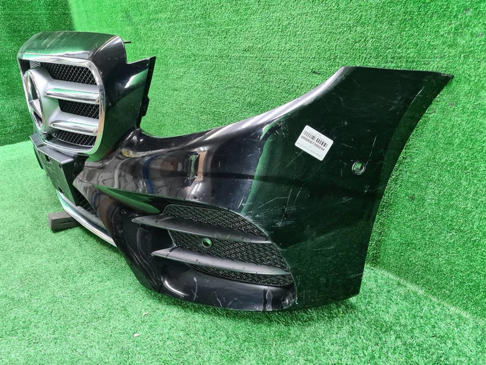 Бампер передний Mercedes E W213 16-21 AMG В сборе