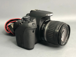 Canon 650D kit 18-55mm II 10.300 кадров