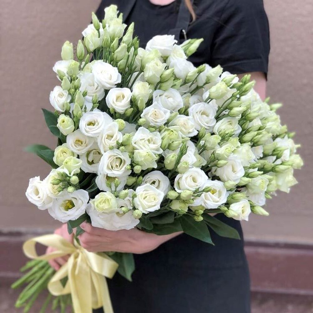Букет "White eustoma"