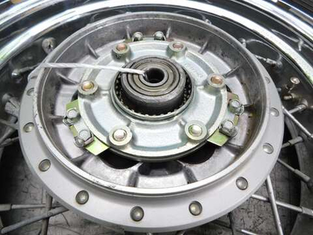 Колесо заднее Suzuki Intruder 400 Classic VK54A