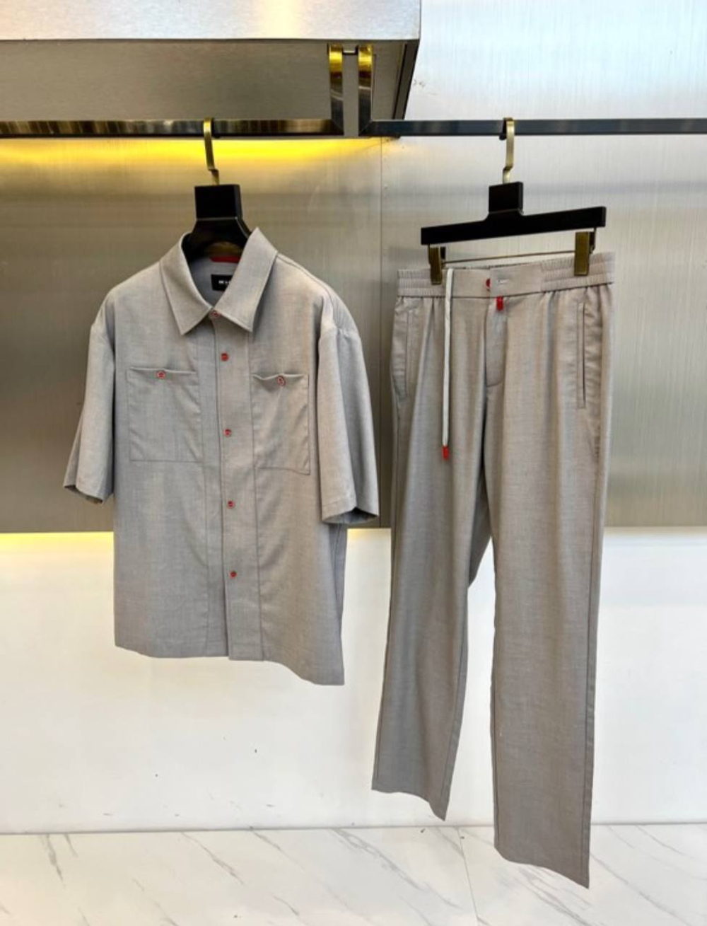 Прогулочный костюм Kiton