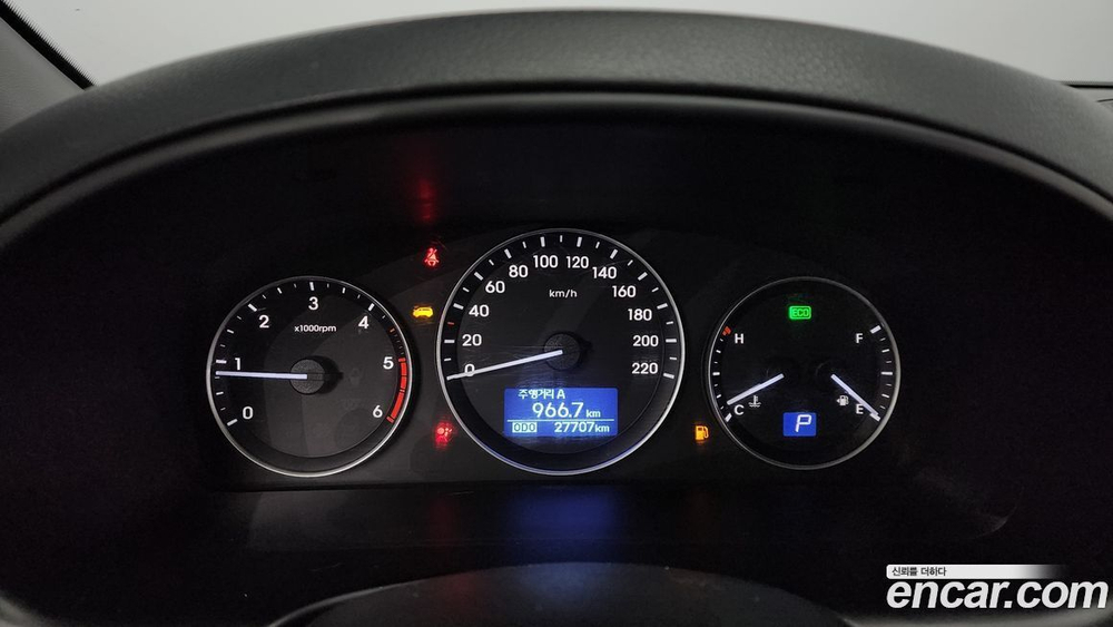 Hyundai The New Grand Starex Van 3-х местный (09.2020)