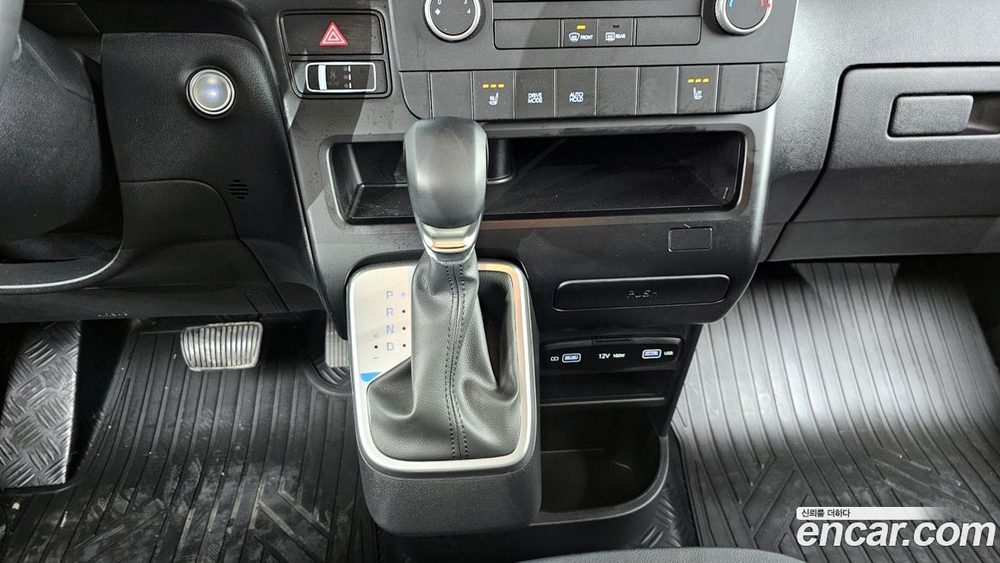 Hyundai Staria Cargo 5인승 (05.2022)