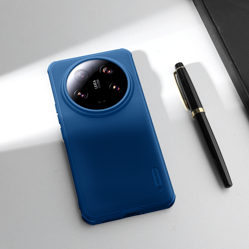 Усиленный двухкомпонентный чехол синего цвета от Nillkin для Xiaomi 14 Ultra, серия Super Frosted Shield Pro