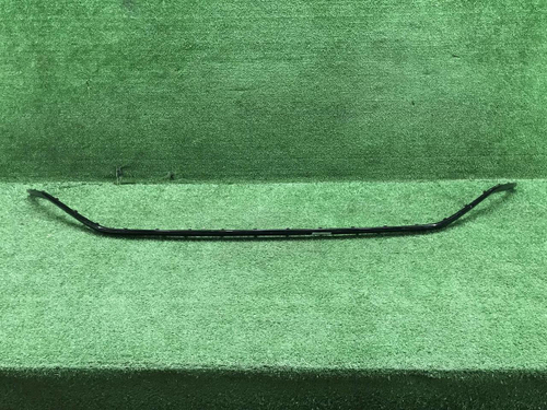 Молдинг переднего бампера Audi Q8 (18-23) S-line