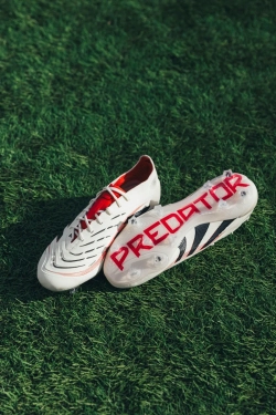 Бутсы adidas Predator Elite FG - белый