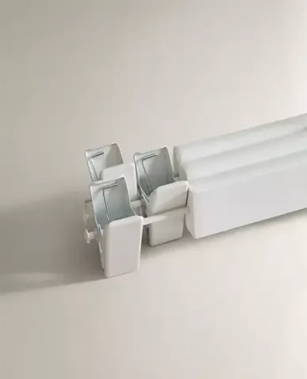 ZARA HOME ЛАКИРОВАННАЯ ДЕРЕВЯННАЯ ВЕШАЛКА С ЗАЖИМОМ (НАБОР ИЗ 3 ШТ.), БЕЛЫЙ