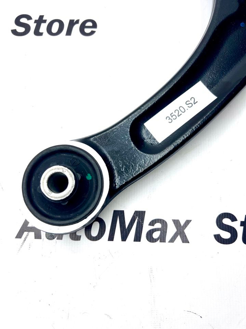 Рычаг подвески передний правый Пежо Партнер. 3521.P3. Оригинал.