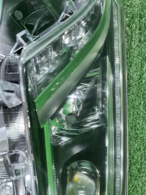 Фара левая Toyota Rav 4 CA40 (2015-2019) LED