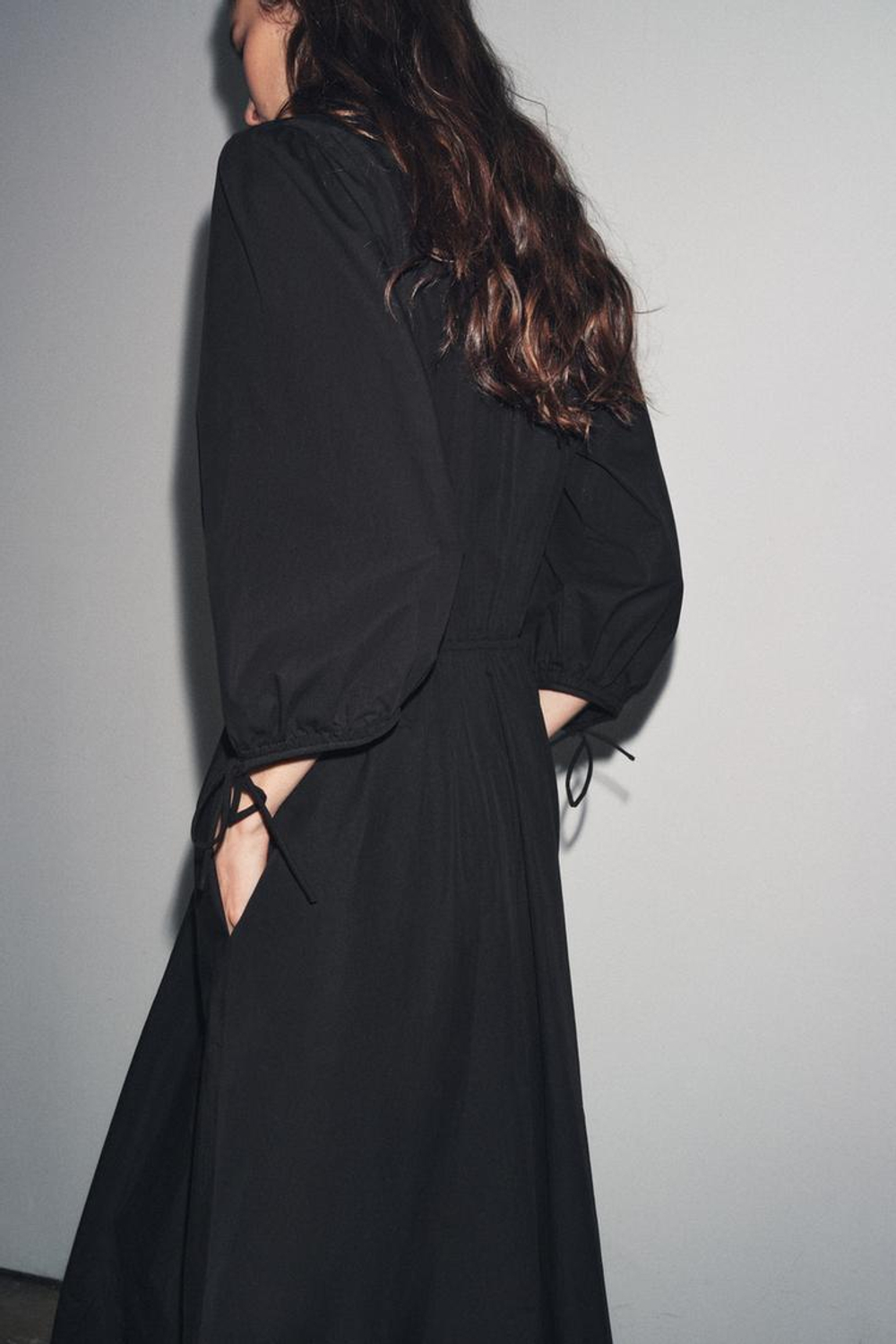 ZARA ПЛАТЬЕ ИЗ ПОПЛИНА СО СБОРКАМИ — ZW COLLECTION, ЧЕРНЫЙ