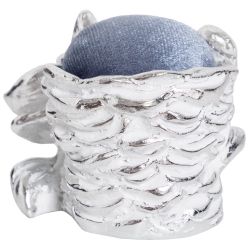 Игольница Орхидея Ликаста Белая Сильвер