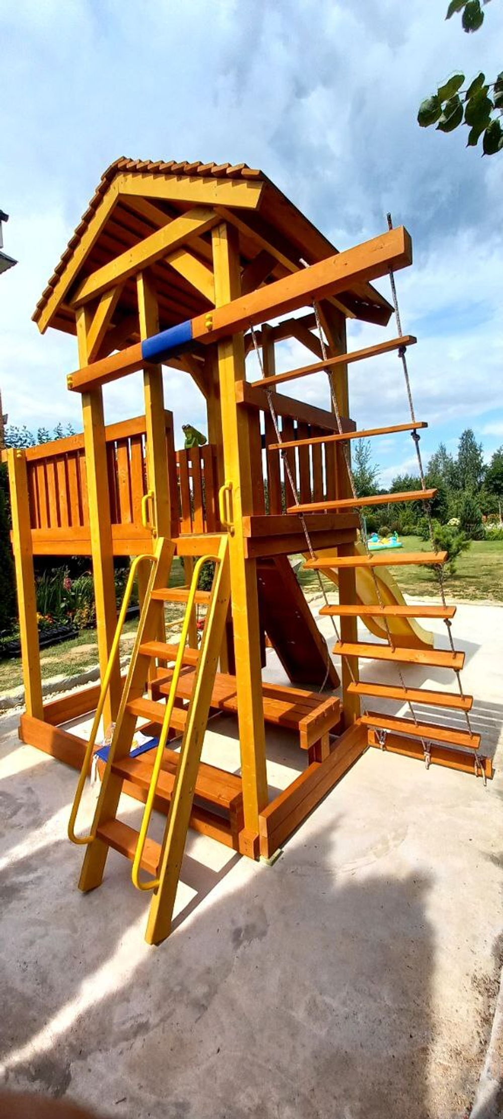 Детская площадка на дачу