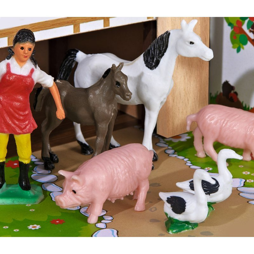 Игровой набор Eichhorn -  Деревянная Ферма + 23 фигурки 4304 / артикул   4304  / GTIN 4003046043044