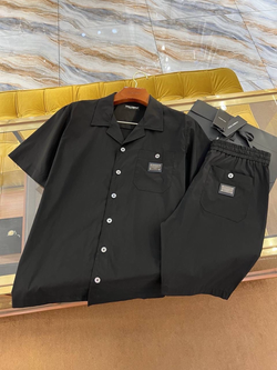 Летний костюм Dolce & Gabbana