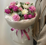 Букет- комплимент акцентный с кустовыми пионовидными розами