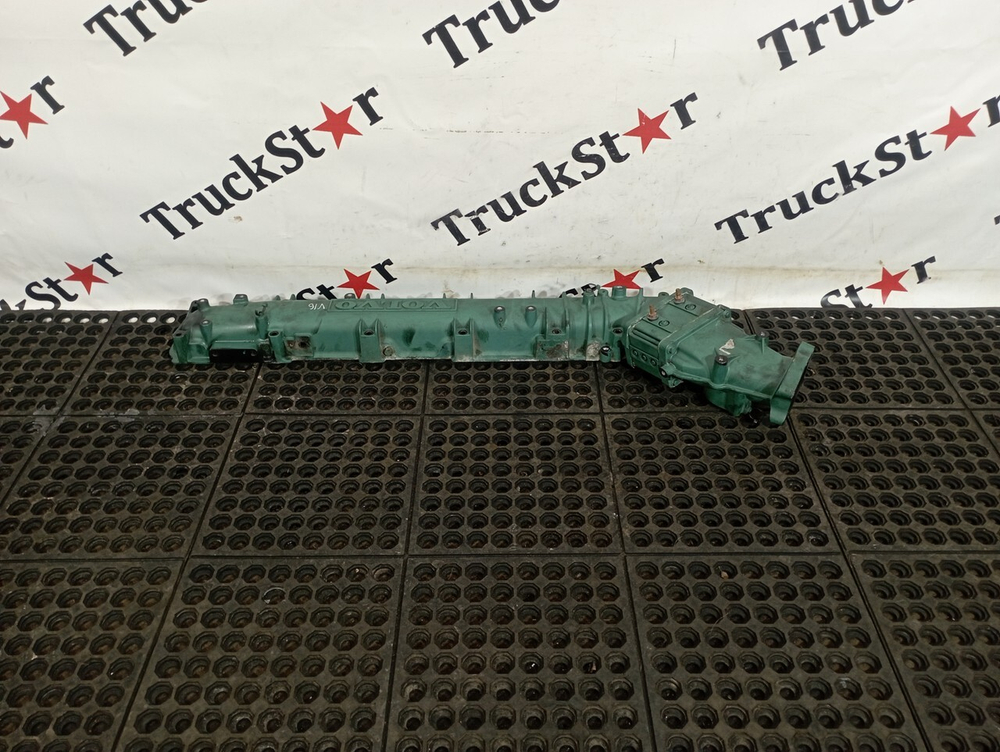 Коллектор впускной в сборе