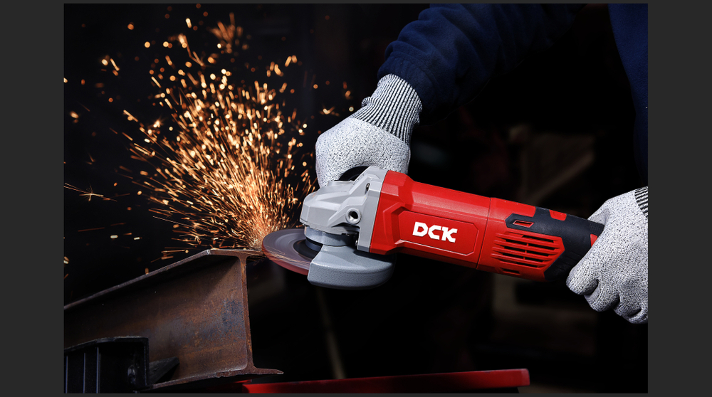 Машина шлифовальная угловая DCK KSM05-125, 1500Вт, 125мм, эл.стабилизация, оборотов, анти-рестарт.