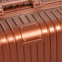 Дорожный чемодан Rimowa Trunk Plus