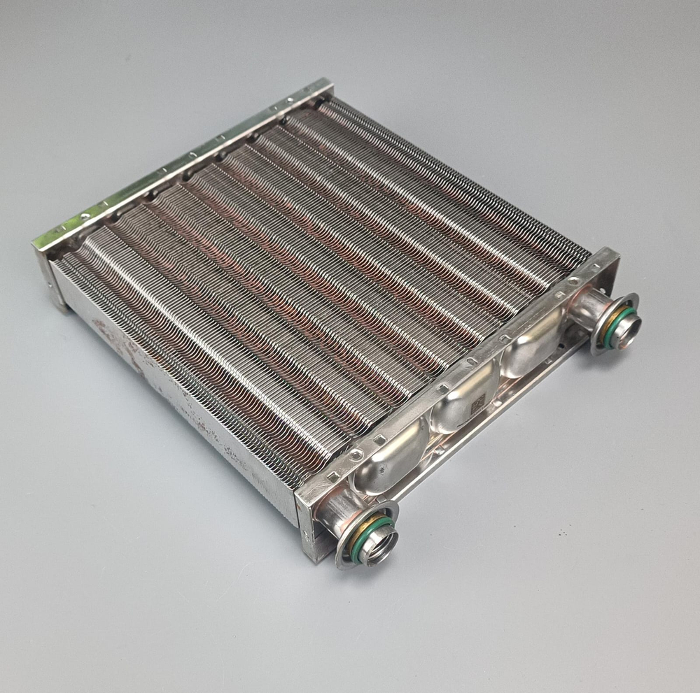 Б/У Теплообменник основной для котлов NAVIEN Deluxe, Ace, Smart Tok арт. 30012859C, 30012859A, 30012718C