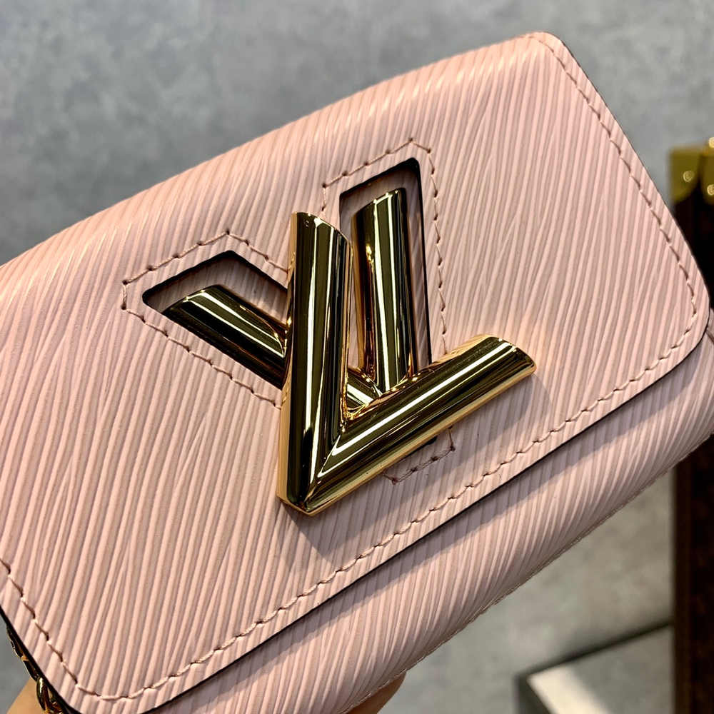Louis Vuitton Twist MM