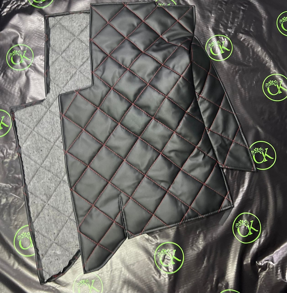 Коврики (утеплитель) под сиденья УАЗ 452 Буханка (красная нить ромб)