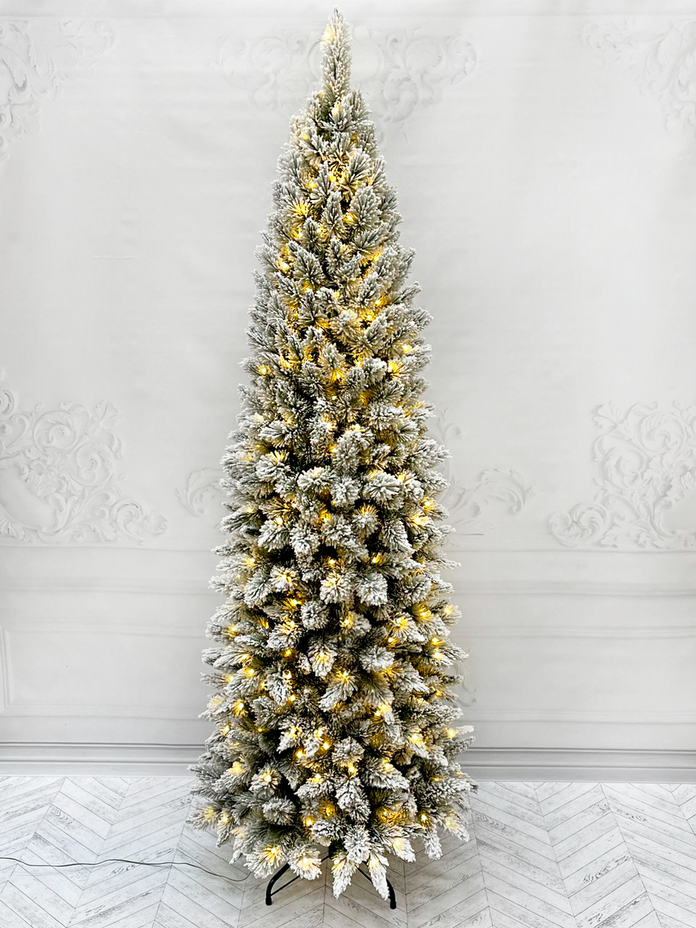 Ель TreeDeLuxe Арктическая 260см 480 ламп заснеженная