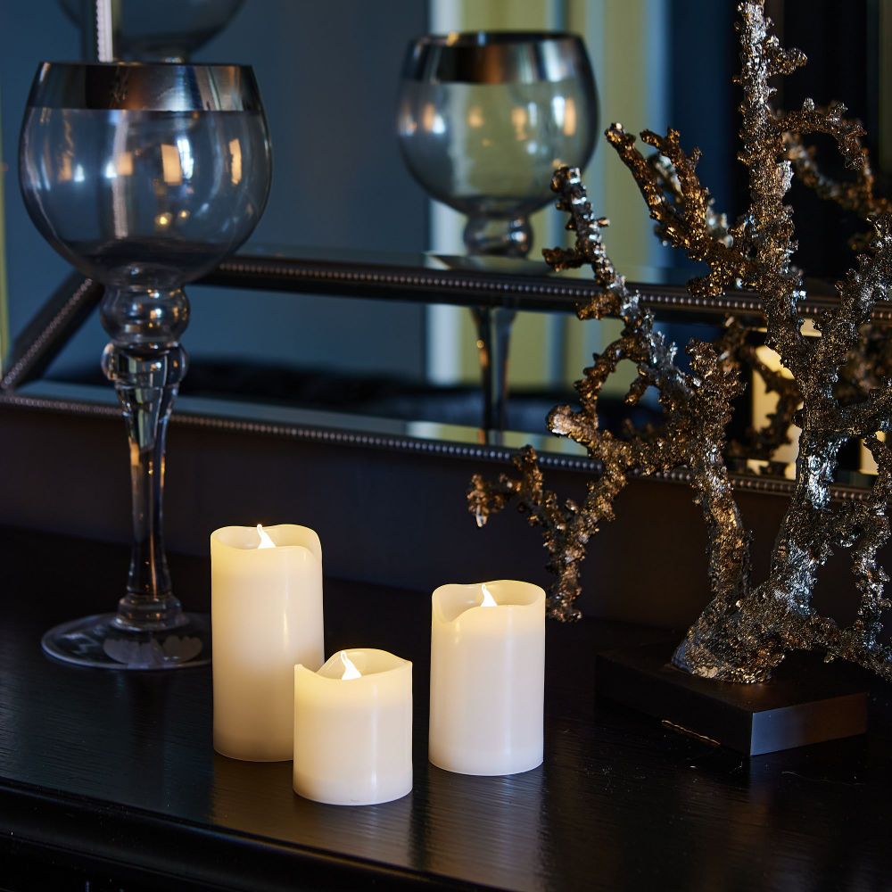 ULD-F050 WARM WHITE CANDLE SET3 Фигура светодиодная Свеча на батарейках 2АА не в-к. в составе набора из 3 штук. 1 светодиод. Теплый белый свет. TM Uniel