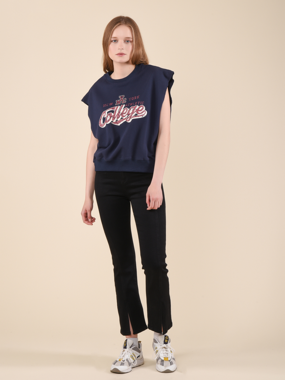 Жилет женский спортивный